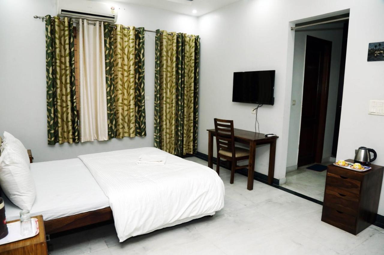 J P Residency Hotel Greater Noida Exterior foto